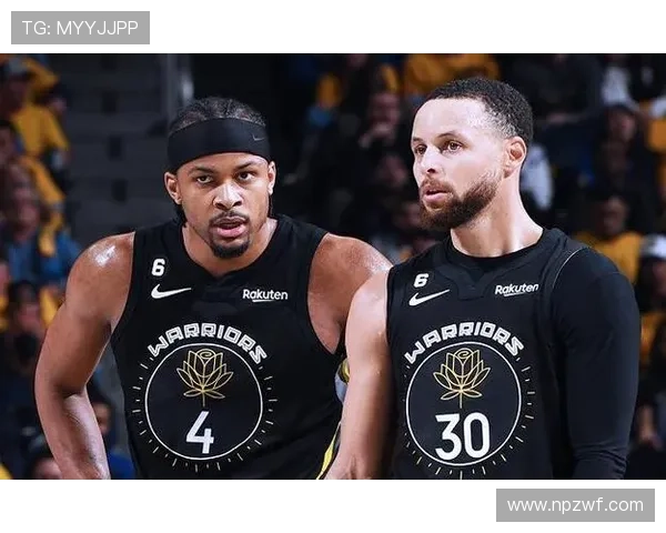 国王队迎来崭新赛季挑战 重塑辉煌再战西部竞争激烈局面